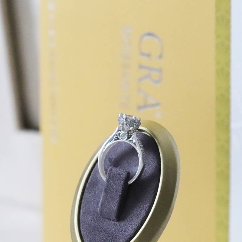 Round Kesim Prenses Modeli 6,5 mm E Moıssenıte Gümüş Yüzük